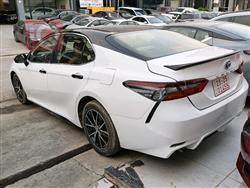 تۆیۆتا کامری